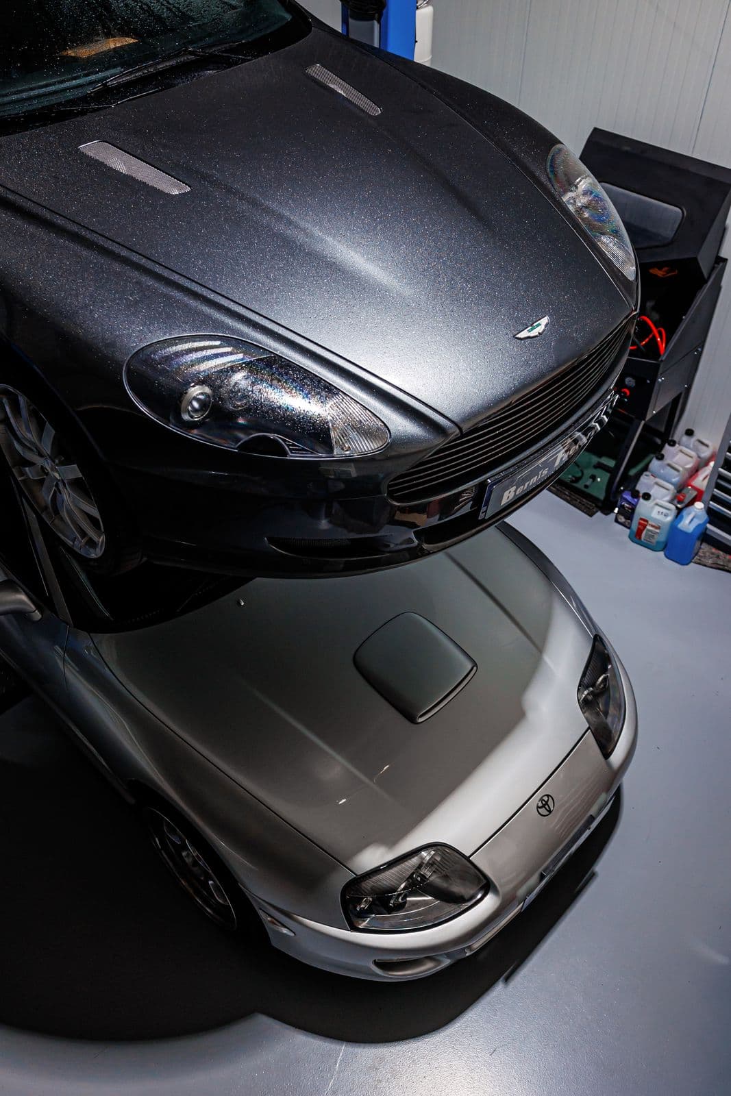 Aston Martin DB9 — photo 4